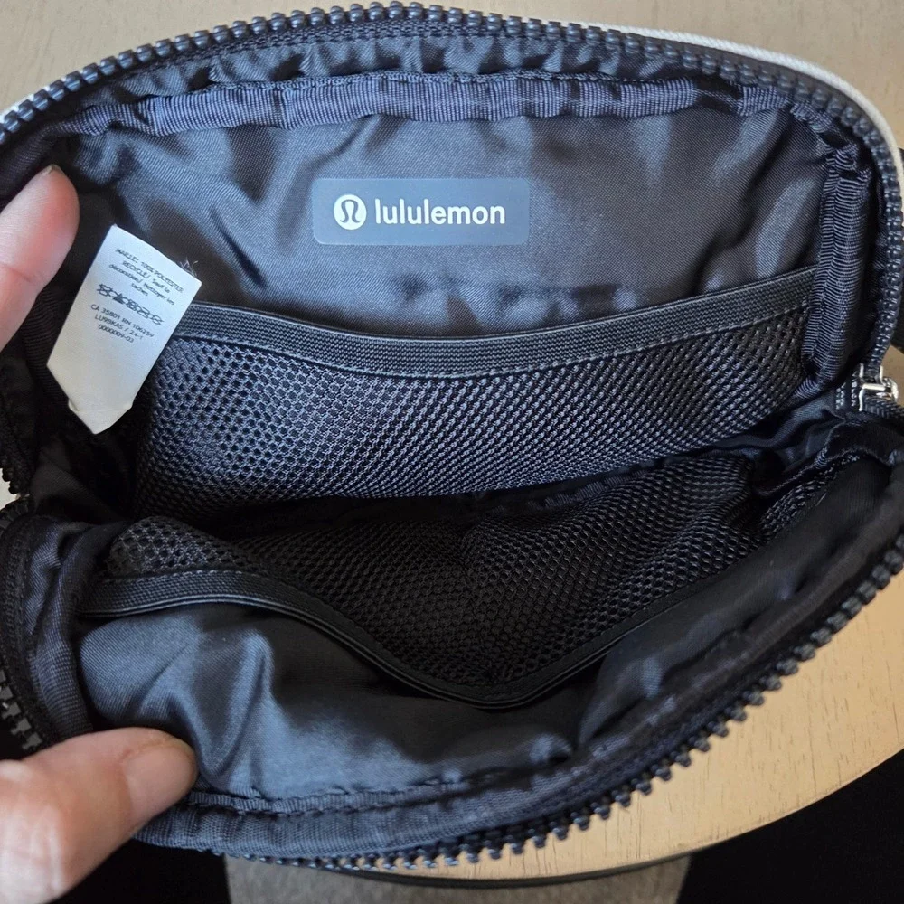 Lululemon Everywhere Belt Bag 1L White Canvas Twill Black Strap Fannypack Travel